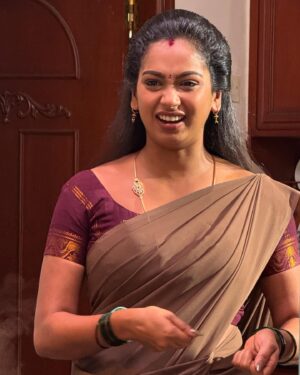 Swathi Konde Instagram - #nandini 😍🫰🏻❤️

#moondrumudichu ❤️

blouse @sujathasamrudh