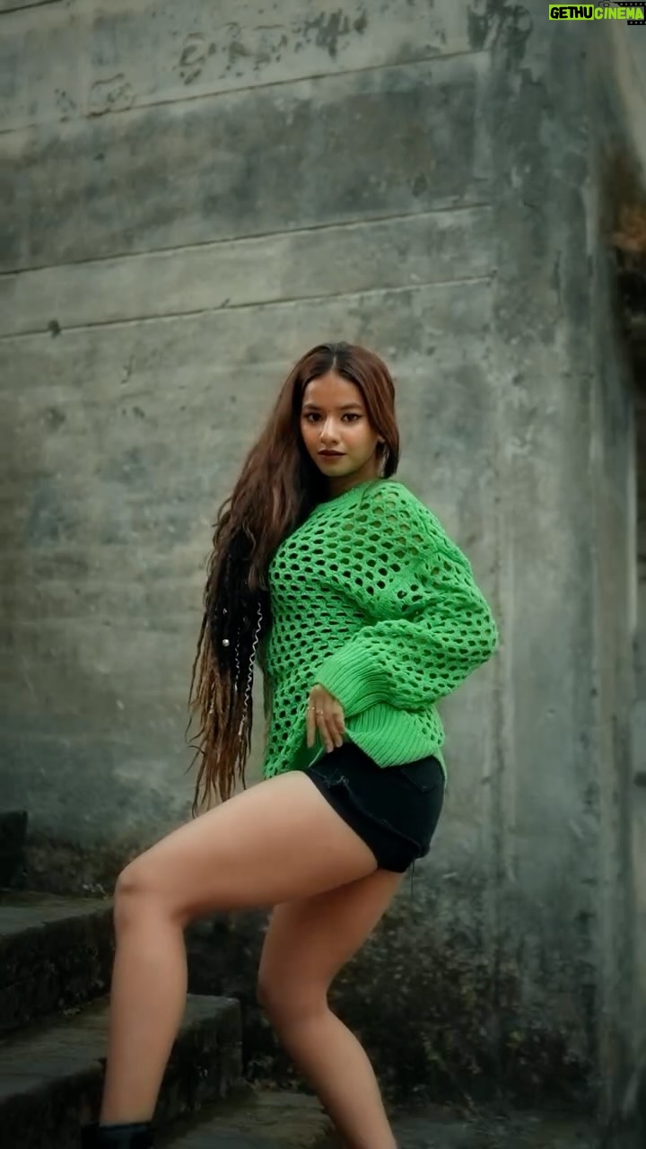 Tanu Rawat - 1.3 Million Likes - ❤️
#tanurawat33