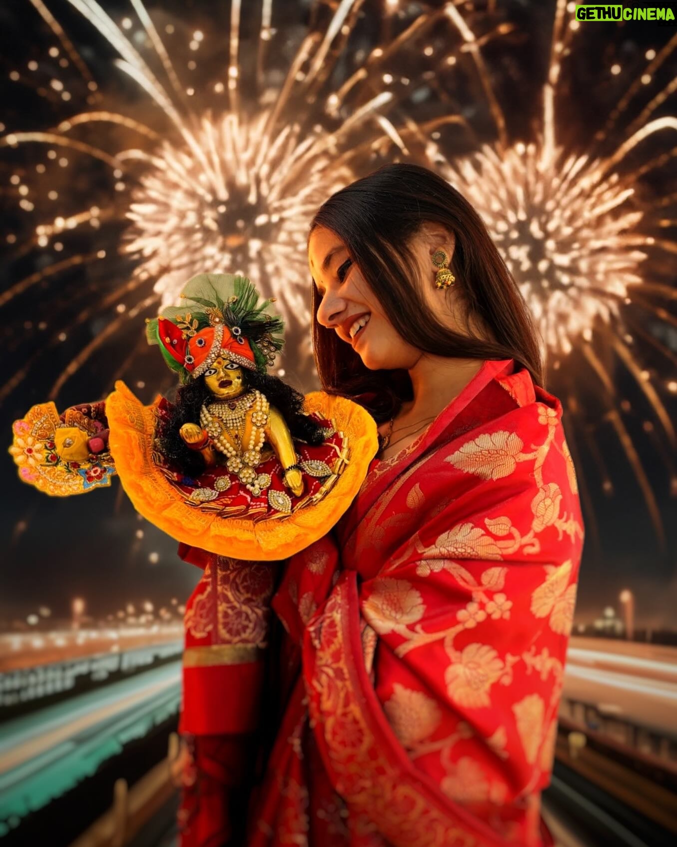Tanu Rawat - 313K Likes - Happy diwali ap sabhi ko❤️🙏🏻
Pic edit by-: @alex_pixels_