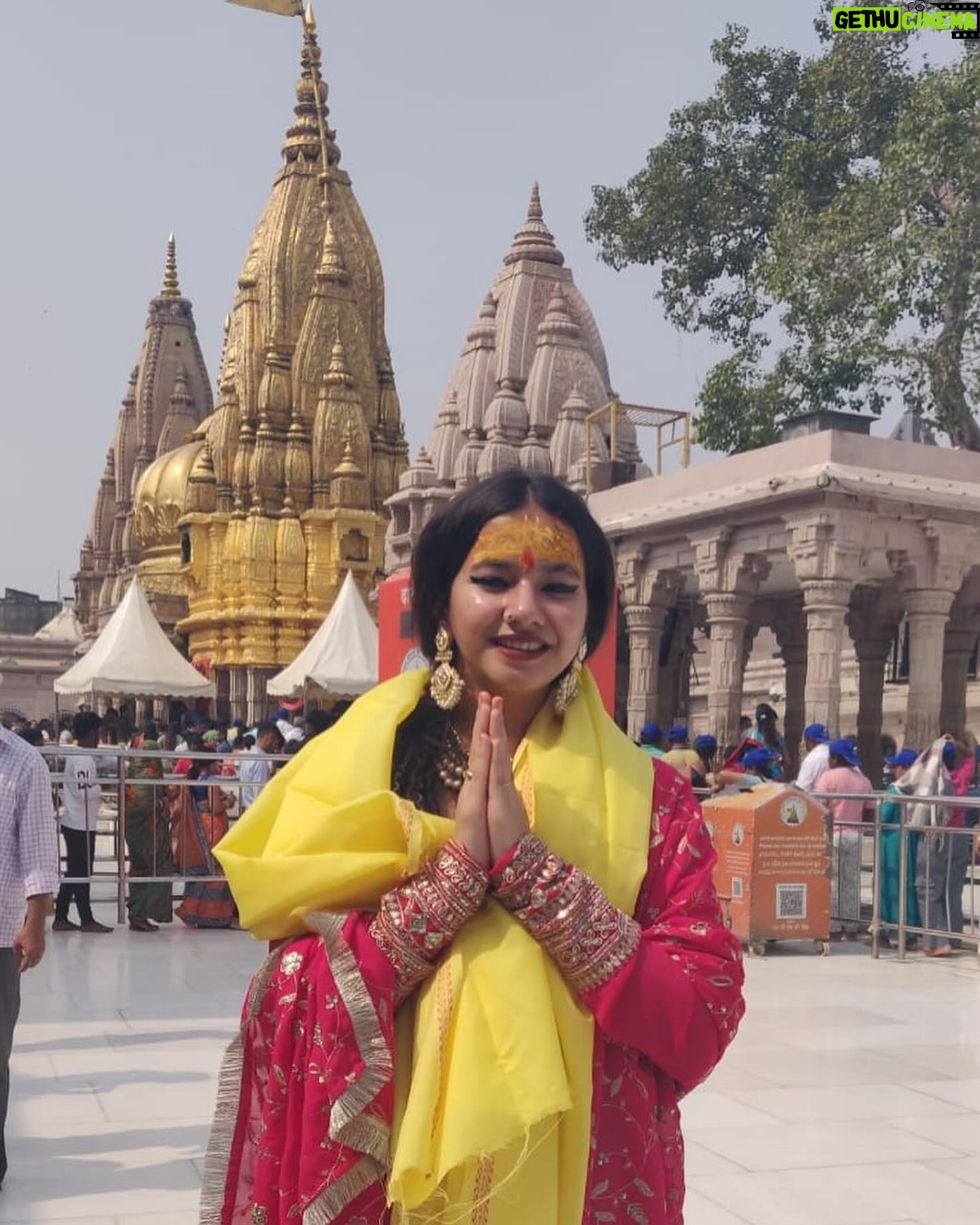 Tanu Rawat - 398.1K Likes - Kashi Vishwanath mandir❤️🙏🏻🥹
HAR HAR MAHADEV❤️❤️❤️
#tanurawat33 #mahadev #shambhu #shivji