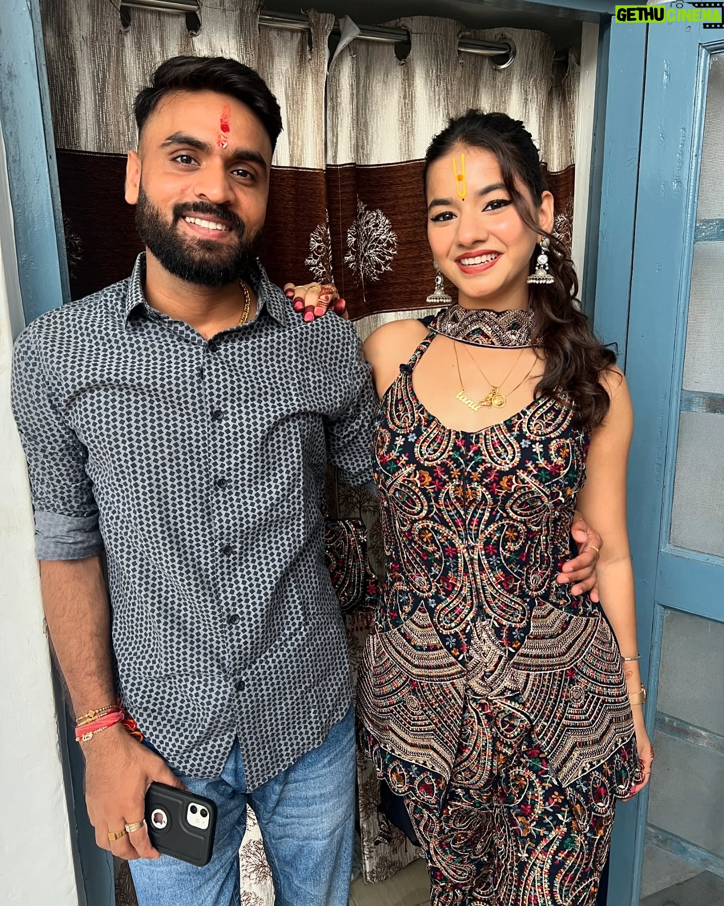 Tanu Rawat - 436.6K Likes - Happy Raksha Bandhan❤️
#tanurawat33