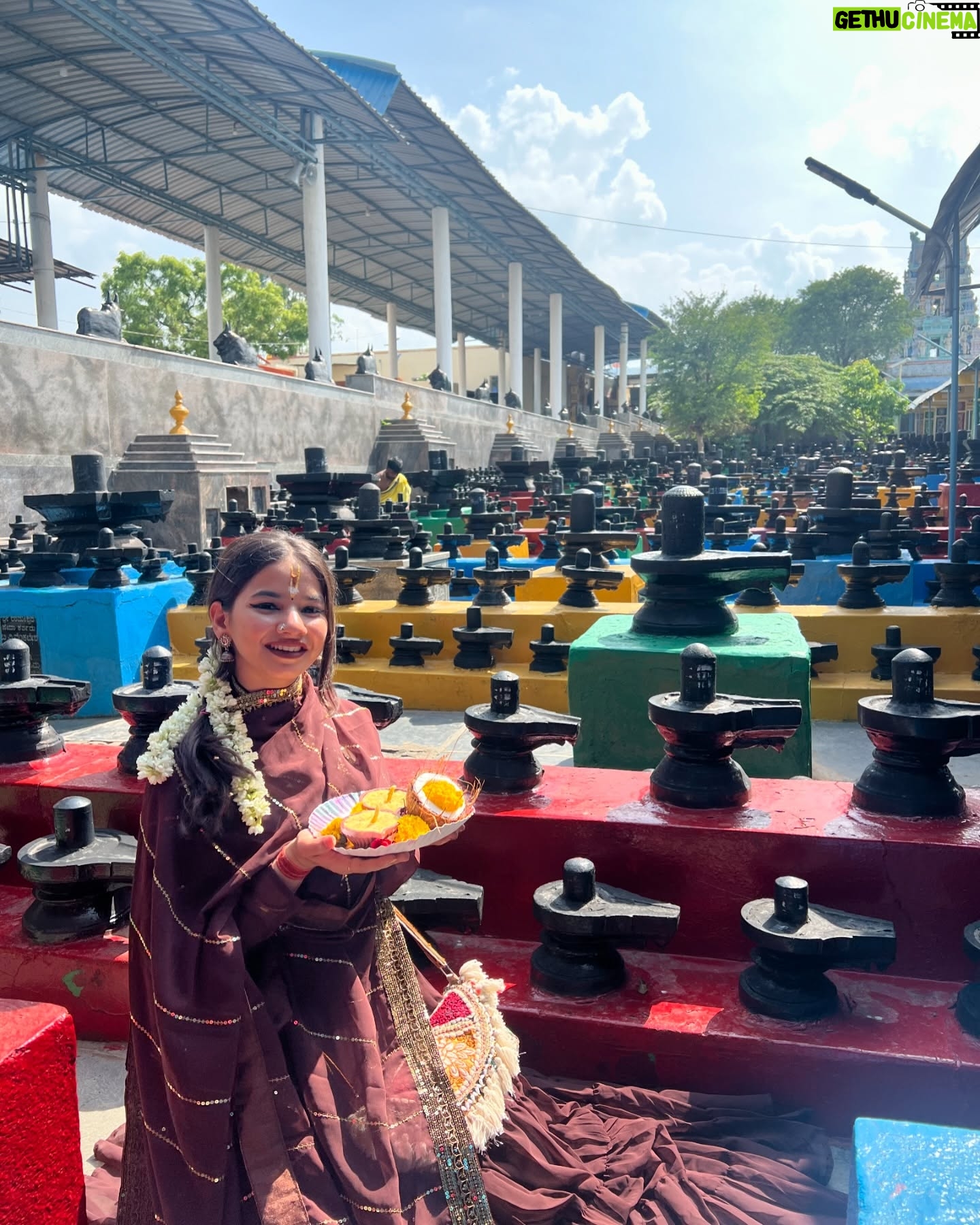 Tanu Rawat - 244.6K Likes - Shri Kotilingeshwara mahadev 🙏🏻🙏🏻❤️
#bholenath #shiv #mahadev #tanurawat33