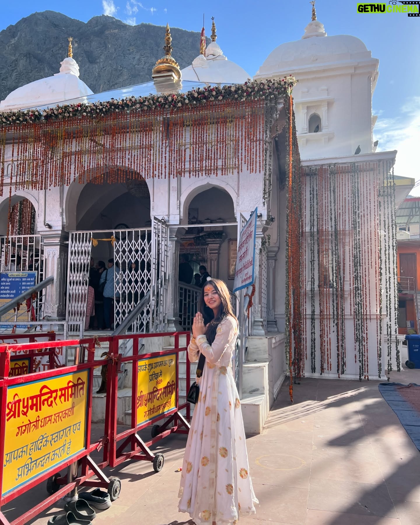 Tanu Rawat - 216.4K Likes - Ganga maa❤️🙏🏻
#ganga #tanurawat33