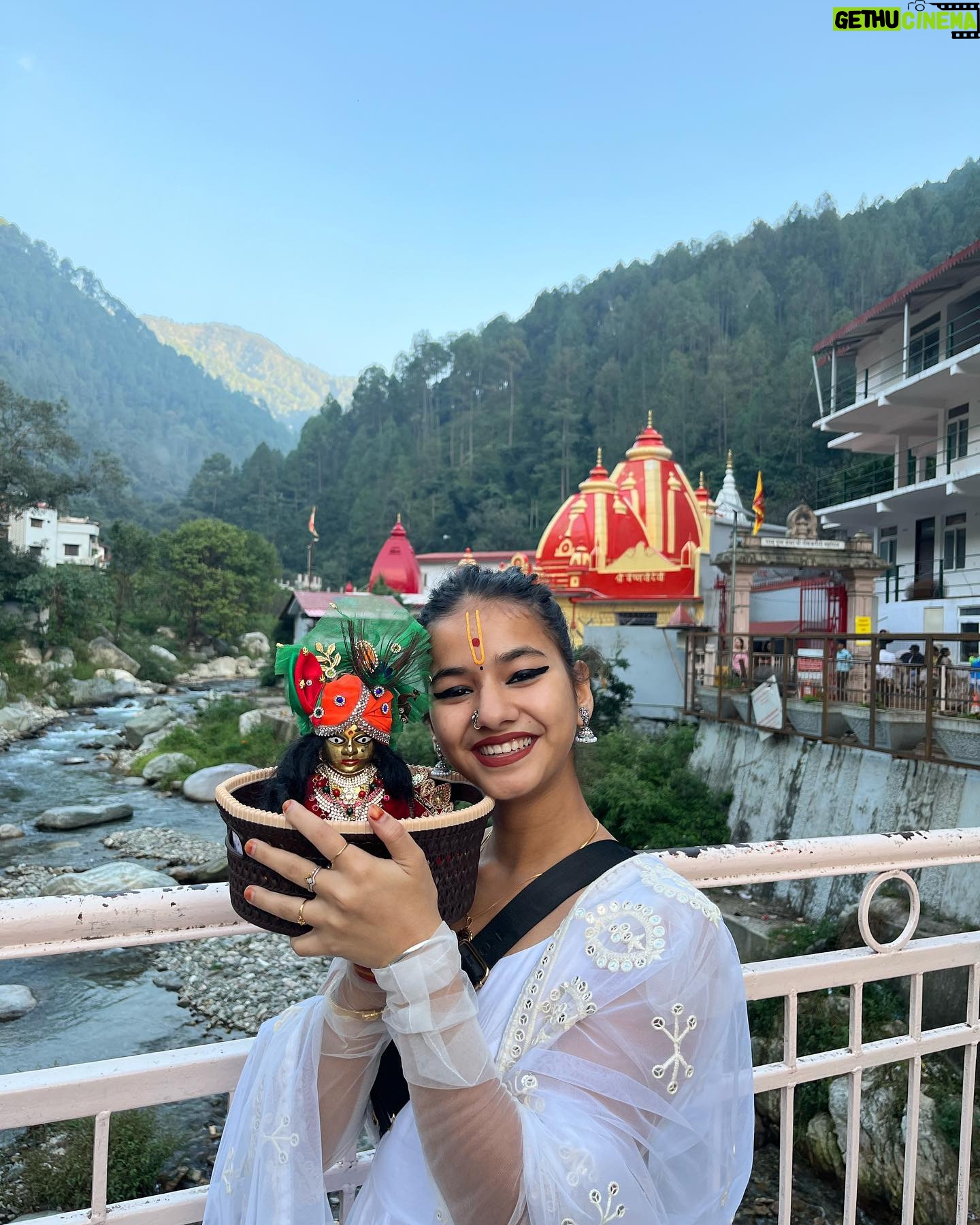 Tanu Rawat - 248.5K Likes - Jai neem karoli baba ki❤️🙏🏻.
.
#ramram