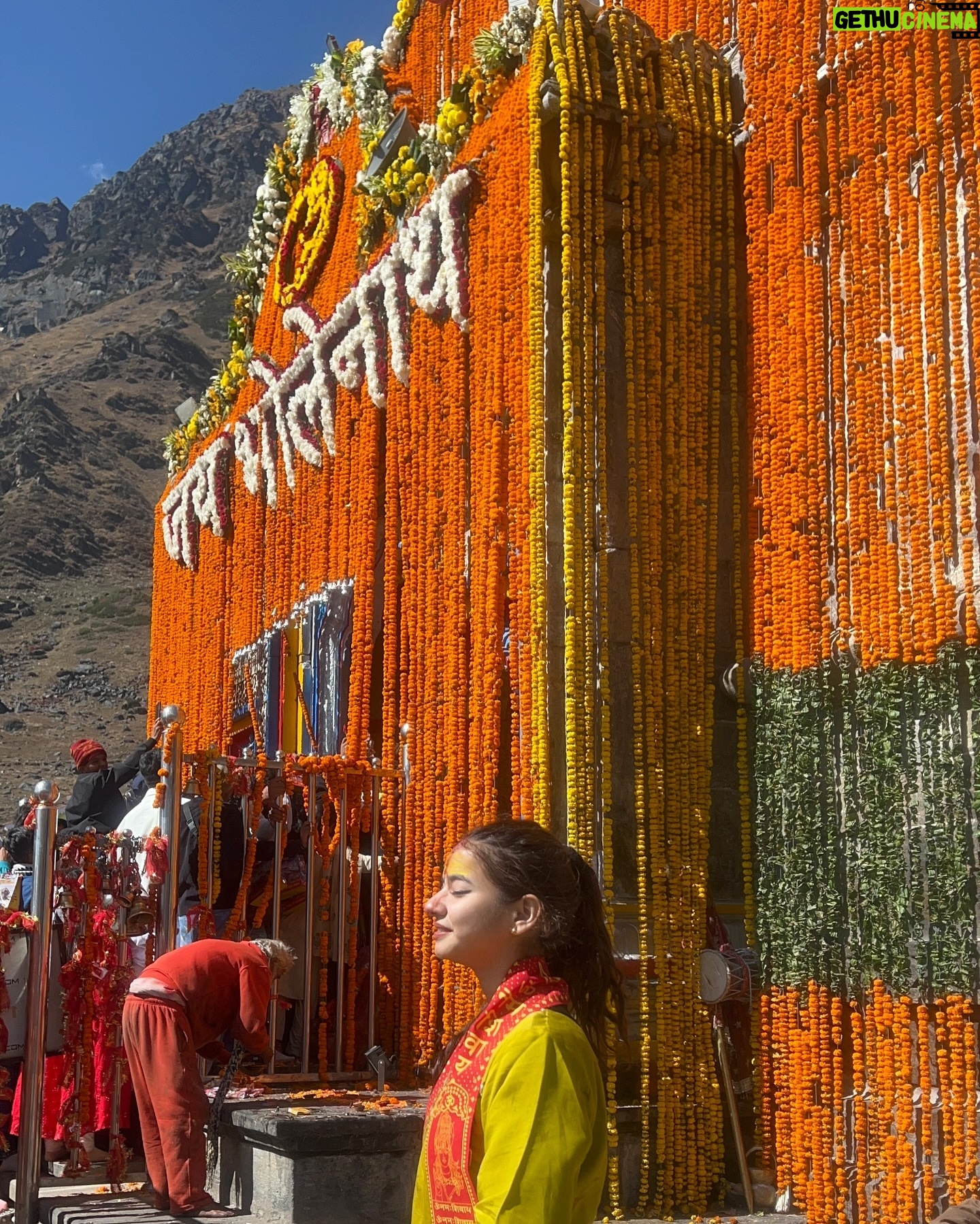 Tanu Rawat - 345.8K Likes - Jai kedar baba❤️🙏🏻🥺
#tanurawat33