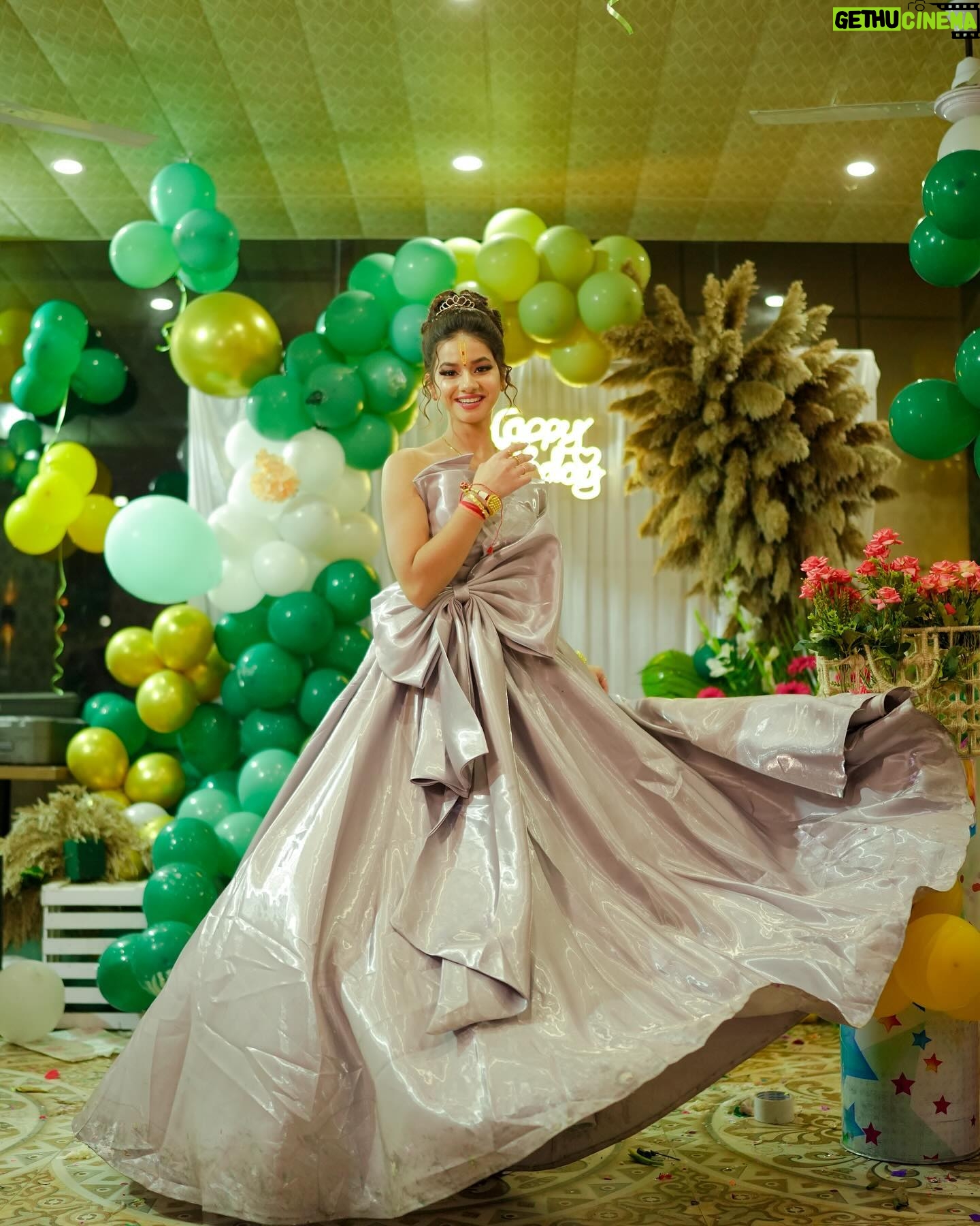 Tanu Rawat - 342.6K Likes - Happy birthday to me❤️
19 complete 20 entry❤️
.
.
.
.
Pic click and edit - @alex_pixels_
#tanurawat33 #happybirthday #maa