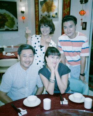 Tay Ying Instagram - Team BB on film 📸

Roll of film kindly sponsored by @_cherylchou_ yes I finally developed it!!! 🙈

#mediacorpTheBlockbusters #巨舞霸