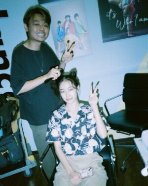 Tay Ying Instagram - Team BB on film 📸

Roll of film kindly sponsored by @_cherylchou_ yes I finally developed it!!! 🙈

#mediacorpTheBlockbusters #巨舞霸