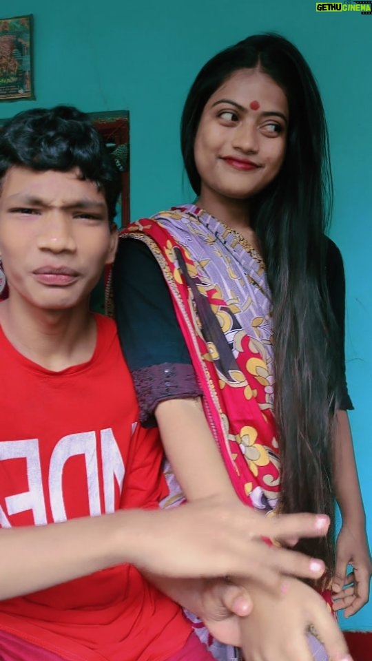 Tejaswini Nayak - 18.4K Likes - Lamba beni gita mo thu heithila 🥰😜
.
.
.
#odiacomedy #insta_girl_teju #instagood #instagram #viral #odiareels #trendingreels #trending