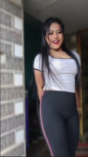 Tejaswini Nayak Instagram - Kajala sajala Tora chora chahani 😅❤️
.
.
.
#odiareels #viral #instagram #instagood #insta_girl_teju #foryou #trendingreels #instamood