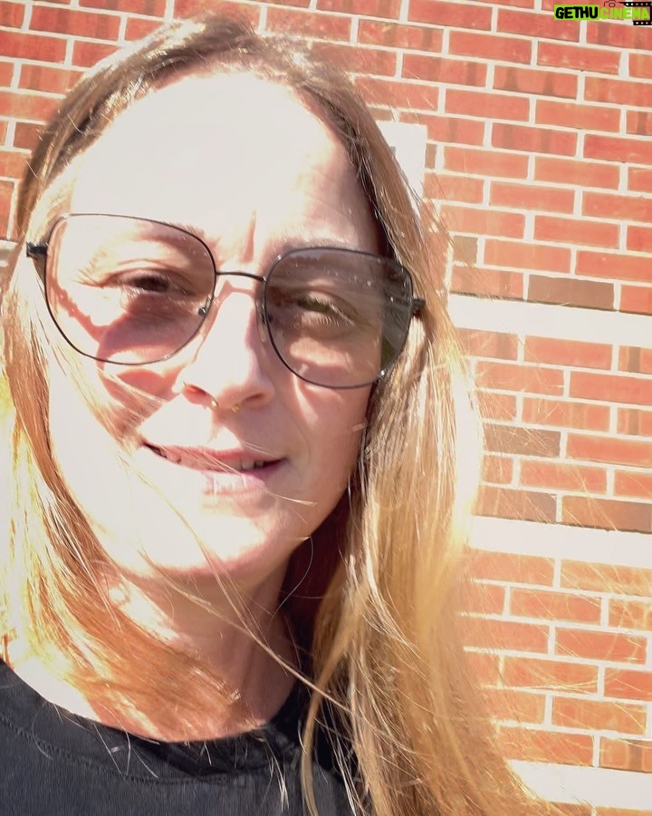 Teri Polo - 8.5K Likes - #kamalaharris #walz #president #vicepresident #whitehouse #govote #electionday #vote #freedom #future #choice