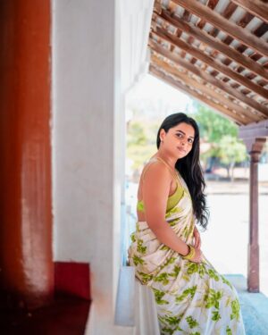 Thamizhvani Instagram - Short but full of Innocence 💚🤍

@mcgstudio8216 

#greenmagic #potrait #sareefashion
#instagram #instagood #instalife