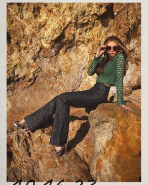 Tina Casciani Instagram - ..vintage sunnies, crotchet top, n disco heels courtesy of mama Casciani, circa 1974..🤎
.
.
.
📷 @kristygarett