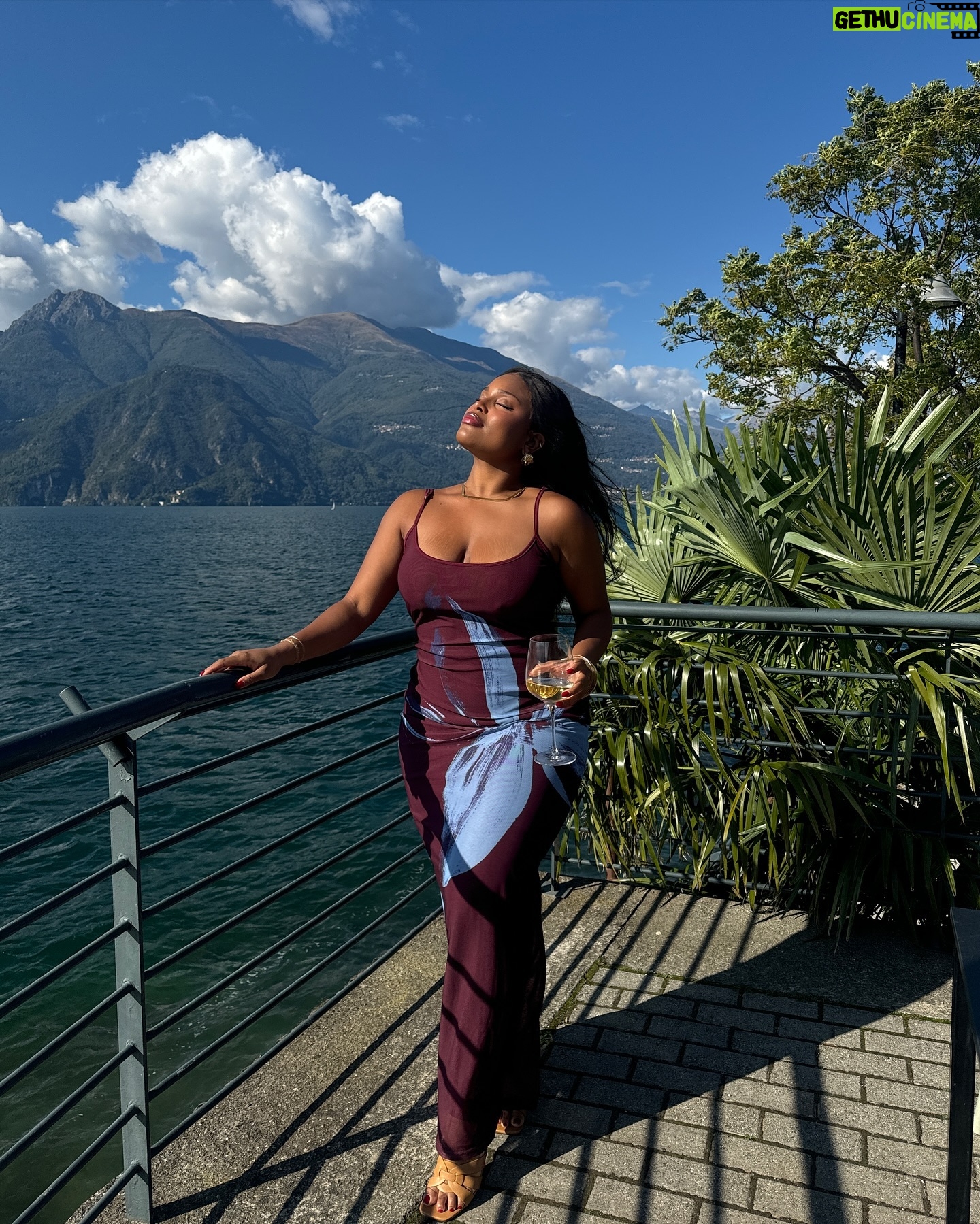 Tyla Gomez - 1.8K Likes - “How do I deal with rejection? I’m dealing with a lot of rejection right now….”
dress @peppermayo
