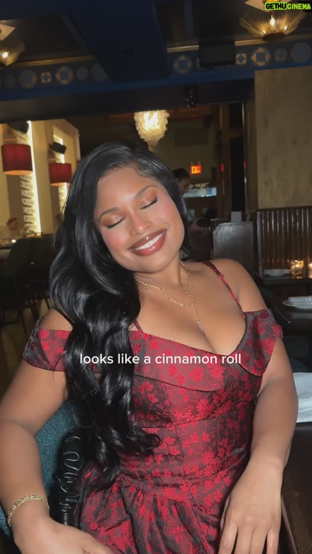 Tyla Gomez - 1.4K Likes - meet my friends 🤗💞 send to your cinnamon rolls! Also we’re all eally just a bunch of cinnamon rolls tbh #relatable #friendship #frienshipgoals