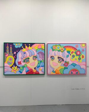 Tymee Instagram - Kiaf, Frieze Seoul 2024

귀엽고 매력있는 캐릭터, 캐릭터가 가진 무드, 
그리고 자연과 어우러지는 표현과 색감을 좋아해.

4시간30분 동안 뽈뽈뽈 돌아다니느라 다리는 아팠지만, 
좋아하는 작가님들 그림 많이많이 보고 
영감 가득 행복감 가득 충전하고 왔다. 

음악도 그림도 글도 다 좋아해서 뭐 하나 놓지를 못하겠다.
예술은 항상 아름답고, 어려워서 너무 매력적이야. 

#kiaf #frieze #키아프 #프리즈서울 #아트페어