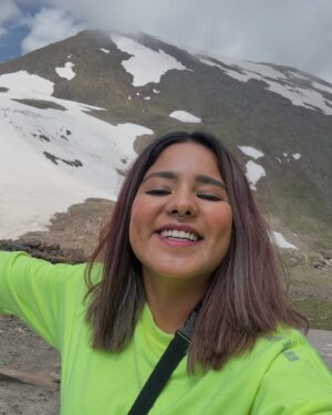 Uroosa Khan Instagram - forever that girl obsessed with God’s creations🏔️❄️⛄️
 

#babusartop #chillas #naranvalley #narankaghan #travelblogger