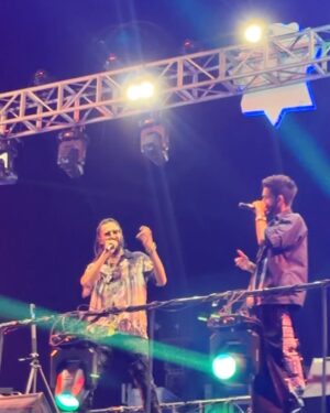 Uroosa Khan Instagram - Last night from @redbullpakistan Off The Roof 🔥🚀💙

#hasanraheem #redbull #givesyouwings #fairsshafi #youngstunner #concertnight #nightvibes #octoberdump