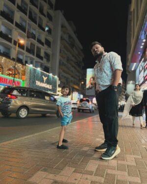VJ Siddhu Instagram - Iniyaazh 😍🥰 

#vjsiddhu #vjsiddhuvlogs #dubai #dads #love #daughter #world #vjsiddhuvlogsfamily