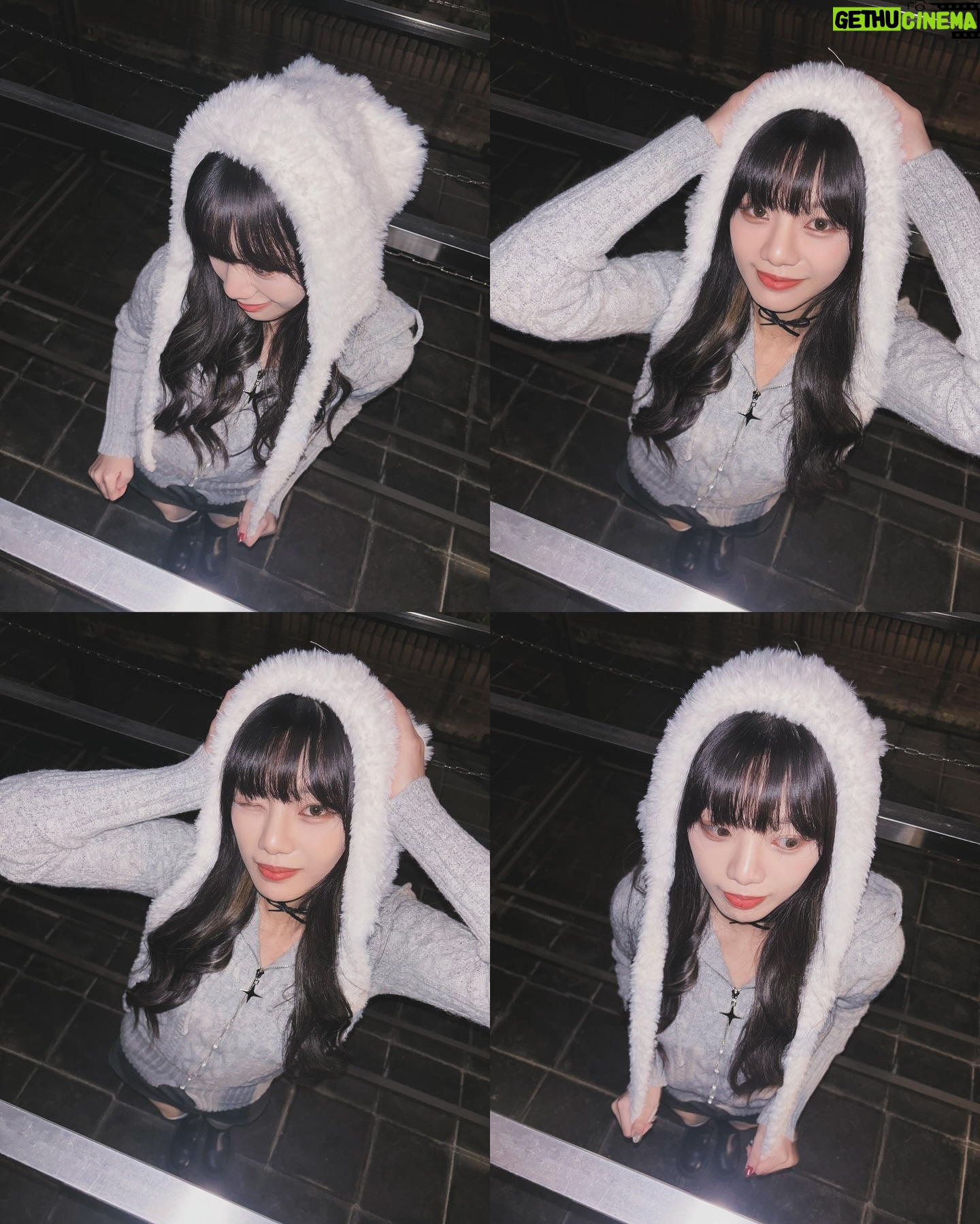 Wenny Lin - 5.5K Likes - 冷不啦機 (╯°Д°)╯︵ /(.□ . \)