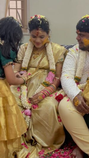 Zara Zyanna Instagram - “Nan onnum alugalaye, kannu verkuthu” moment 😭♥️🫣
Of my baby shower ✨♥️

When you ask me what I remember of this baby shower it would be this moment where she took over. Love is both ways.. she is so generous to share the amount of love she receives from me infact she doubles it when she returns. 

Every thing about this video has my heart. The one that ripped me was her handing over the tissue to wipe the tears though! Like seriously?? 😭

Also this place where I seek Praveen’s help by hinting him “I’m getting emotional” just figuring out that he is zoned out by her spontaneous act. Taps me as a gesture of console there by consoling himself 🥹♥️

Also did you notice me bowing for the bangles ? 😜😂♥️

Details incase you are wondering!
Kids outfit and my blouse: @the_hooray_handmade_apparels ♥️✨
Bangles: parry’s corner
Saree: Sri Kumaran Silks, Tnagar