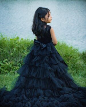 Zara Zyanna Instagram - “Black is my favourite color cause It has a strong personality like me!” - Baby Z

Every kid has some attitude that is overshadowed by the society and people around them by judging it to be the negative one. Instead of raising them with their personality, We often confuse kids personality with behaviour issues. I personally feel that as much as the innocence of the kid is celebrated by everybody around them we should also respect their dark side. If it’s too much to ask of you, at least let’s not judge them?  As a parent we love and especially learn a lot from her vulnerable self. Dear Zara, you can have a dark side and you don’t have to suppress or hide it from us. 🥹♥️ 

A perfect outfit to flaunt from @iza._couture 🥹♥️
Thankyou for going with black without even know that it’s her favourite Color. She loved it!