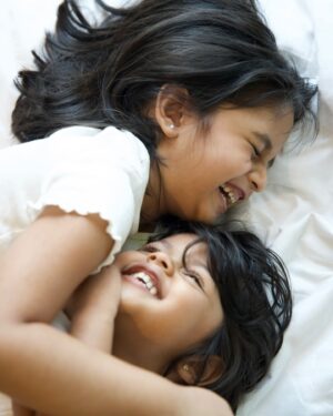Zara Zyanna Instagram - The reason behind the countless giggles 🥰😘
They are more than sisters, best friends. ✨💯

Shot by: @shanthu_27 🥰😘