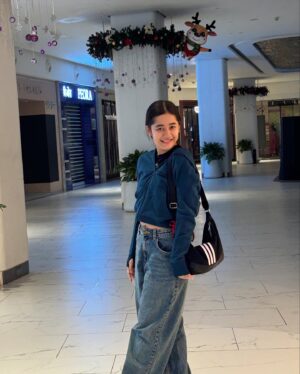 Aakriti Sharma Instagram - Grateful for 2024 🫶❤️✨ 

#almostnewyear #grateful #blessed #aakritisharma #newyear #instafam