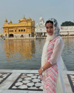 Actress Aakriti Sharma HD Photos and Wallpapers September 2024