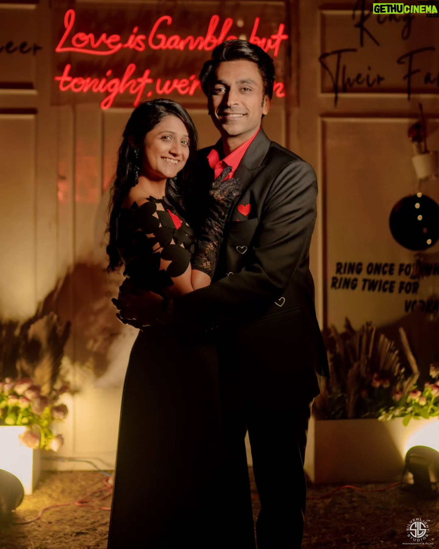 Aarohi Patel - 75.2K Likes - Casino Night ♥️♠️♦️♣️
05.12.24
.
Clicked by: @silverlightstudios.in
Event curated & managed by: @event.kalakar
Event styled & designed by: @events_by_the_planners_project
Music: @aalapdipeshdesai @parthdesai.27
Singer: @jigrra
Location: @bamboosaa