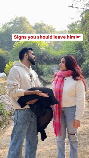 Aashi Sahni Instagram - CUT👏🏻 HIM 👏🏻 OFF👏🏻

Shot by @realsuperrr 

#chatakbaby #backgroundmasthaina #relationships #couples #datingadvice #reels #reelsindia #explore