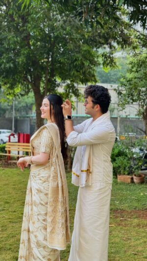 Aastha Shah Instagram - I don’t think you will see anything cuter than this today🥰

Also don’t miss the end🤭