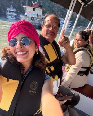 Abhidnya Bhave Instagram - I belong to the generation where travelling the world with your parents is most trending🥹🧿♾️🙏🏻😍🥰

#forevergrateful
