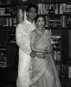 Aditi Rao Hydari Instagram - “You are my Sun, my Moon, and all my Stars…”

To being Pixie Soulmates for eternity…to laughter, to never growing up…

To Eternal Love, Light & Magic ❤️

Mrs & Mr Adu-Siddhu 💫