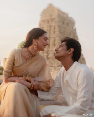 Aditi Rao Hydari Instagram - “You are my Sun, my Moon, and all my Stars…”

To being Pixie Soulmates for eternity…to laughter, to never growing up…

To Eternal Love, Light & Magic ❤️

Mrs & Mr Adu-Siddhu 💫