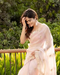 Actress Aditi Sudhir Pohankar HD Photos and Wallpapers December 2024
