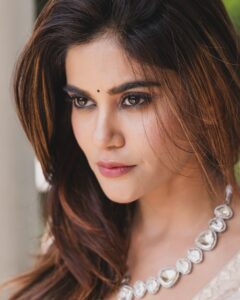 Actress Aditi Sudhir Pohankar HD Photos and Wallpapers November 2024