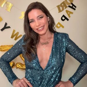 Actress Adriana Fonseca HD Photos and Wallpapers January 2025