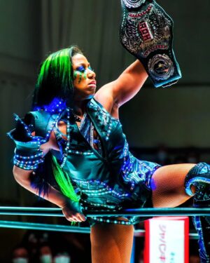 Adrienne Reese Instagram - .@ringofhonor 

I AM FOREVER!!!

#AmericanJoshi #FallenGoddess #MinionOverlord #TheInspiration #ForeverROHChamp #AthenaWorldTour