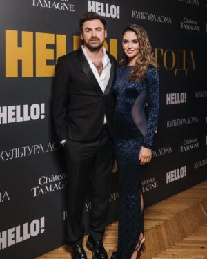 Agata Mutsenietse Instagram - В этом году мне выпала честь провести первую часть премии @hello__ru 
Знаменитый журнал о знаменитых людях, каждый год дарит праздник красоты, вы не думайте что премии не нужны, они нужны, чтоб все творческие единицы понимали, что они не зря трудятся! Что их отметили, похвалили!🥰
Спасибо за такое доверие к моей персоне♥️ Бесконечная любовь и благодарность ❤️