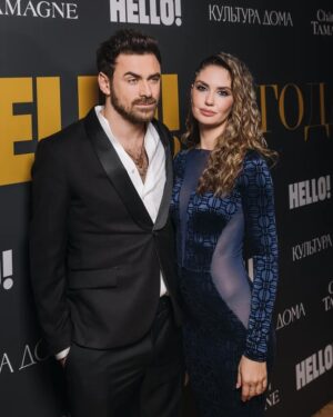 Agata Mutsenietse Instagram - В этом году мне выпала честь провести первую часть премии @hello__ru 
Знаменитый журнал о знаменитых людях, каждый год дарит праздник красоты, вы не думайте что премии не нужны, они нужны, чтоб все творческие единицы понимали, что они не зря трудятся! Что их отметили, похвалили!🥰
Спасибо за такое доверие к моей персоне♥️ Бесконечная любовь и благодарность ❤️