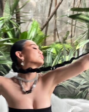 Agnez Mo Instagram - 🥳

#AGNEZMO