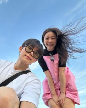 Ailee Instagram - 안녕하세요 에일리입니다! 
기쁜 소식에 많은 축하와 관심 보내주셔서 정말 감사드립니다! 
어제 정말 행복한 하루였네요~ 많은 축복과 응원 그리고 축하 보내주신 만큼 저희 커플 행복하고 즐겁게 살아 보겠습니다!
@choi_hun2 💜