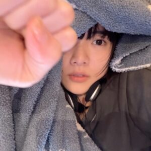 Aimyon Instagram - 【お知らせ】
・第75回 紅白歌合戦 出演させて頂きます
・いつも いつも ありがとう
・Xにも沢山メッセージ嬉しかったよ
・ほんまに感謝です
・楽しんでもらえるステージにしたい！
・一生懸命頑張る
・立ち位置ちゃんと覚える
・小さい頃から1年のイベントで大晦日が1番好きやねん
・夜更かしして良かったから
・今日は猫にジェラシーのレコードとカセットの発売日です
・ドーナツ盤が透け透けオレンジかわいい嬉しい
・カセットプレイヤーは私物
・ゲットしたよーって報告見てるよ！ありがとうね！
・是非是非よろしくお願いします
・そういえば私、初日の出って見たことないな
・初夢も記憶してたことないな
・二日酔い
