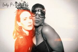 Actress Aisha Hinds HD Photos and Wallpapers December 2024