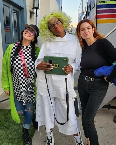 Aisha Hinds - 25K Likes - •| S T R E A M • Q U E E N |•
If you missed the @911onabc HALLOWEEN EPISODE you can STREAM NOW on @hulu
The crew did an incredible job executing all the looks, laughs, haunts and hijinks.