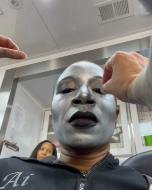 Aisha Hinds Instagram - •| T I N • N I G H T • on • 9 1 1 |•

Tune in TIN night for a special Halloween Episode on @911onabc 

So much FUN! And a little bit of FRIGHT! 😳

📷: @jenniferlovehewitt ✨❤️✨