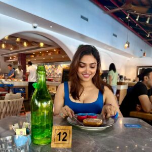 Actress Aishwarya Devan HD Photos and Wallpapers December 2024