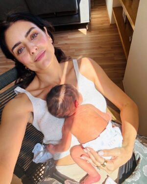 Aislinn Derbez Instagram - life lately..

1. derretida por el sobrino 🤤😍
2. @michaguilerac no ha dormido
3. find wally digo find @ederbez 
4. fluffy deliciousness
5. @vadhird se cree mucho
6. en las estrellas 
7. manualidades de un sábado
8. oshhhhh 🤤
9. bffs apreciando el Hotaru
10. un momento sagrado 
11. de mis días favoritos en mi vida 😍 
12. Tessa y su cara de travesura
