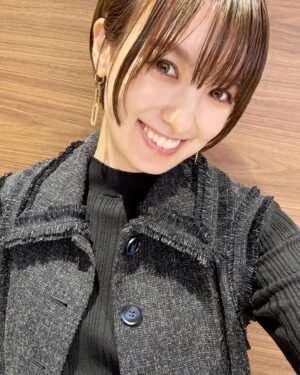 Akina Minami Instagram - 衣装✨

写真1・2枚目
ジレ、ショートパンツ
@cocodeal_official
ニット
@ladymade_official
ブーツ
@randa_pic
ピアス
@unoaerre_japan

写真3・4枚目
パーカー、パンツ
@uttrykk_official
ブーツ
@randa_pic
ピアス
@unoaerre_japan

写真5・6枚目
チュールブラウス、チュールビスチェ
@eaphi_official
パンツ
@_vacancy_official
ブーツ
@randa＿pic
ピアス
@yuu_select

写真7・8枚目
トップス
@randa＿pic
ワンピース
@faddistortion
ブーツ
@alm._official
ピアス
@____.323_

写真9・10枚目
トップス、スカート
@willfully_official
ブーツ
@daniella_and_jemma
ピアス
@ki_ele_japan

写真11・12枚目
セットアップ
@lilliancarat_official
靴
@dianashoespress
ピアス
@joueteofficial